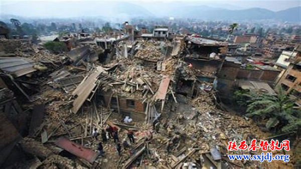 为尼泊尔、西藏地震灾区的人们祈福(图1)