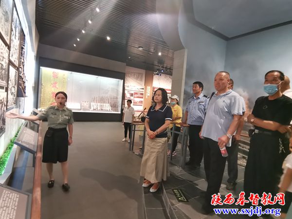 铭记历史 缅怀先烈 不忘初心  砥砺前行 ——宝鸡市基督教两会组织同工赴扶眉战役纪念馆进行爱国主义教育(图3)