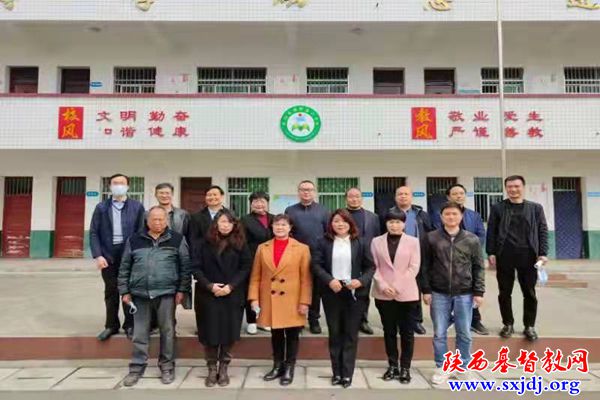 助力南郑教育事业，彰显基督大爱精神——汉中市南郑区各基督教会堂点爱心捐款助力义务教育(图2)