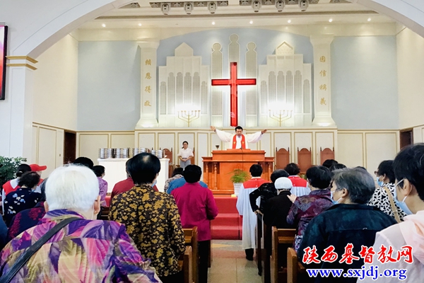 汉中市基督教会举行纪念中国人民抗日战争暨世界反法西斯战争胜利77周年公祷活动